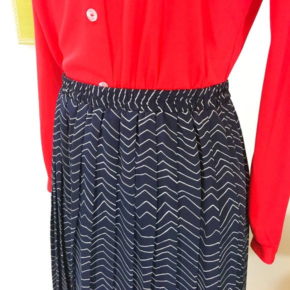 VTG 80's Navy Wave Skirt - Picture 3 of 11